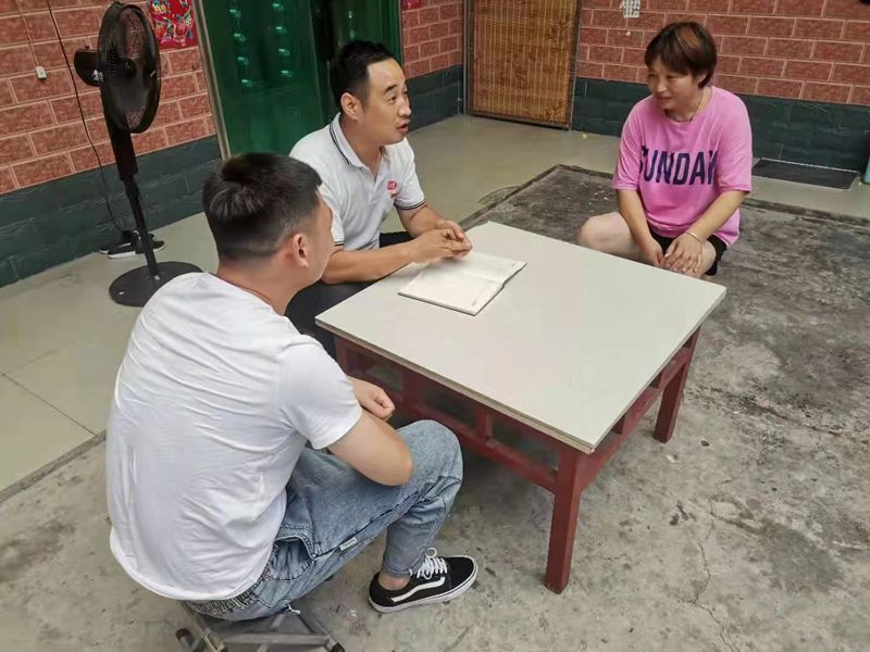 博農(nóng)乳業(yè)黨支部扎實(shí)開展“入戶訪民情、我來(lái)辦實(shí)事”活動(dòng)