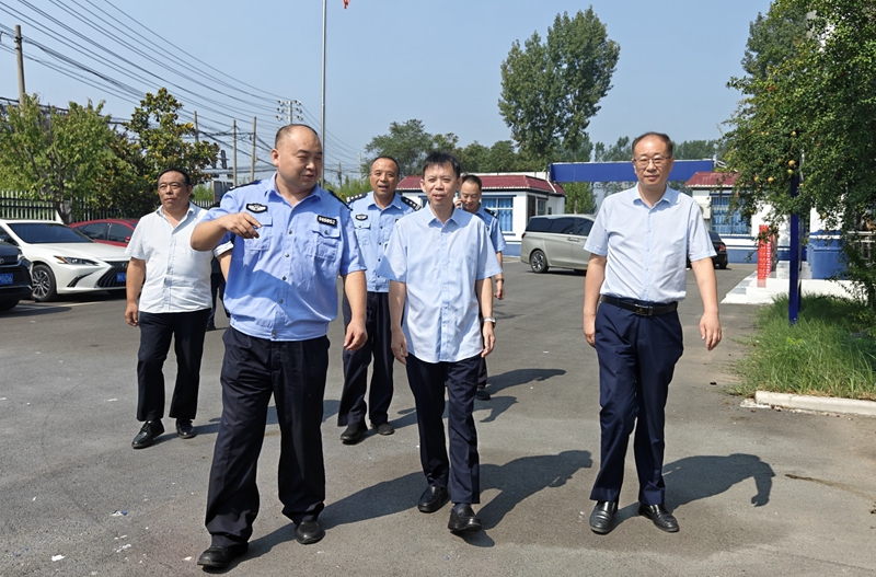 博農(nóng)集團(tuán)慰問(wèn)轄區(qū)一線(xiàn)派出所民警